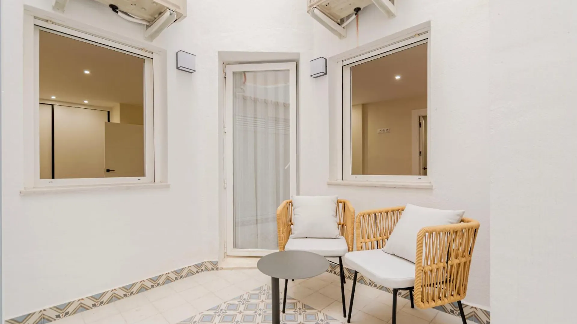 Inmalaga Uncibay 3 Apartment 0*, Malaga